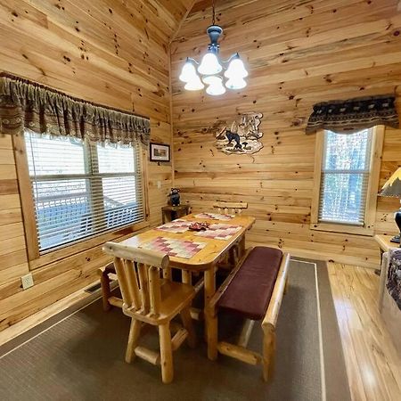 2 Bed Cabin Hot Tub Close To Helen #16 Екстериор снимка