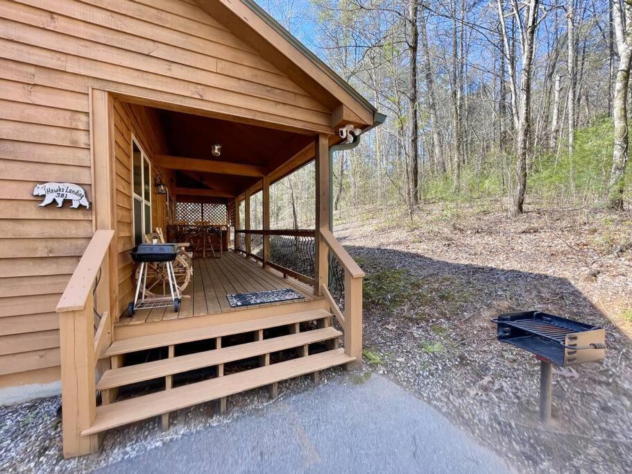 2 Bed Cabin Hot Tub Close To Helen #16 Екстериор снимка