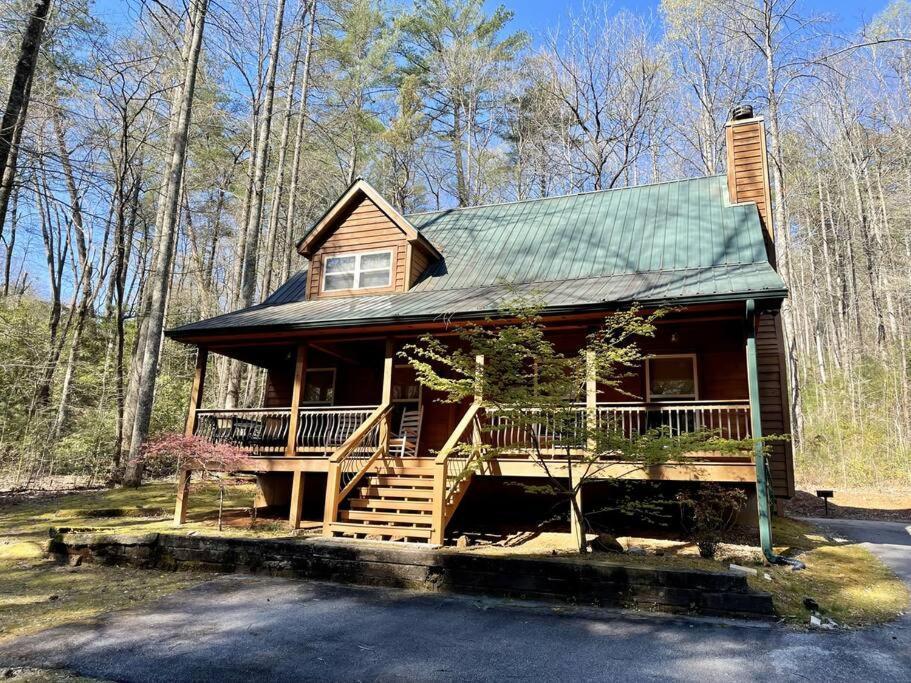 2 Bed Cabin Hot Tub Close To Helen #16 Екстериор снимка